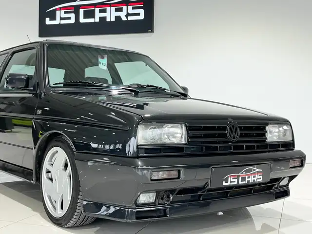 Volkswagen Golf view 6