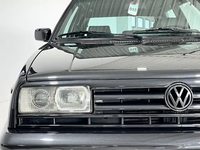 Volkswagen Golf view 8