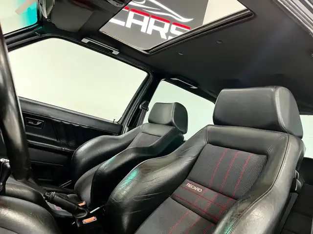 Volkswagen Golf view 10