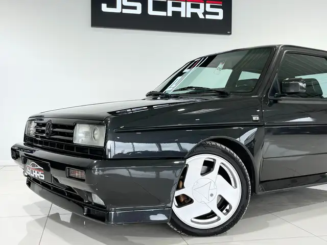 Volkswagen Golf view 2