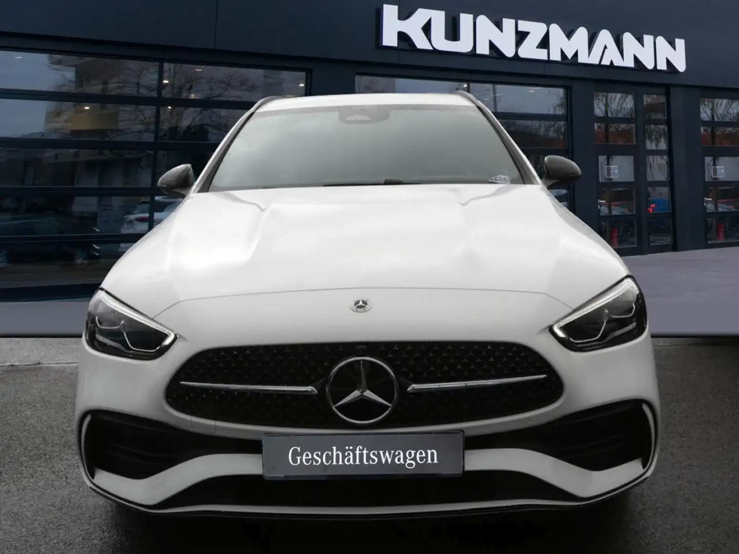 Mercedes-Benz C 220 d 4MATIC T-Modell AMG Night Distronic AHK Weiß - 2