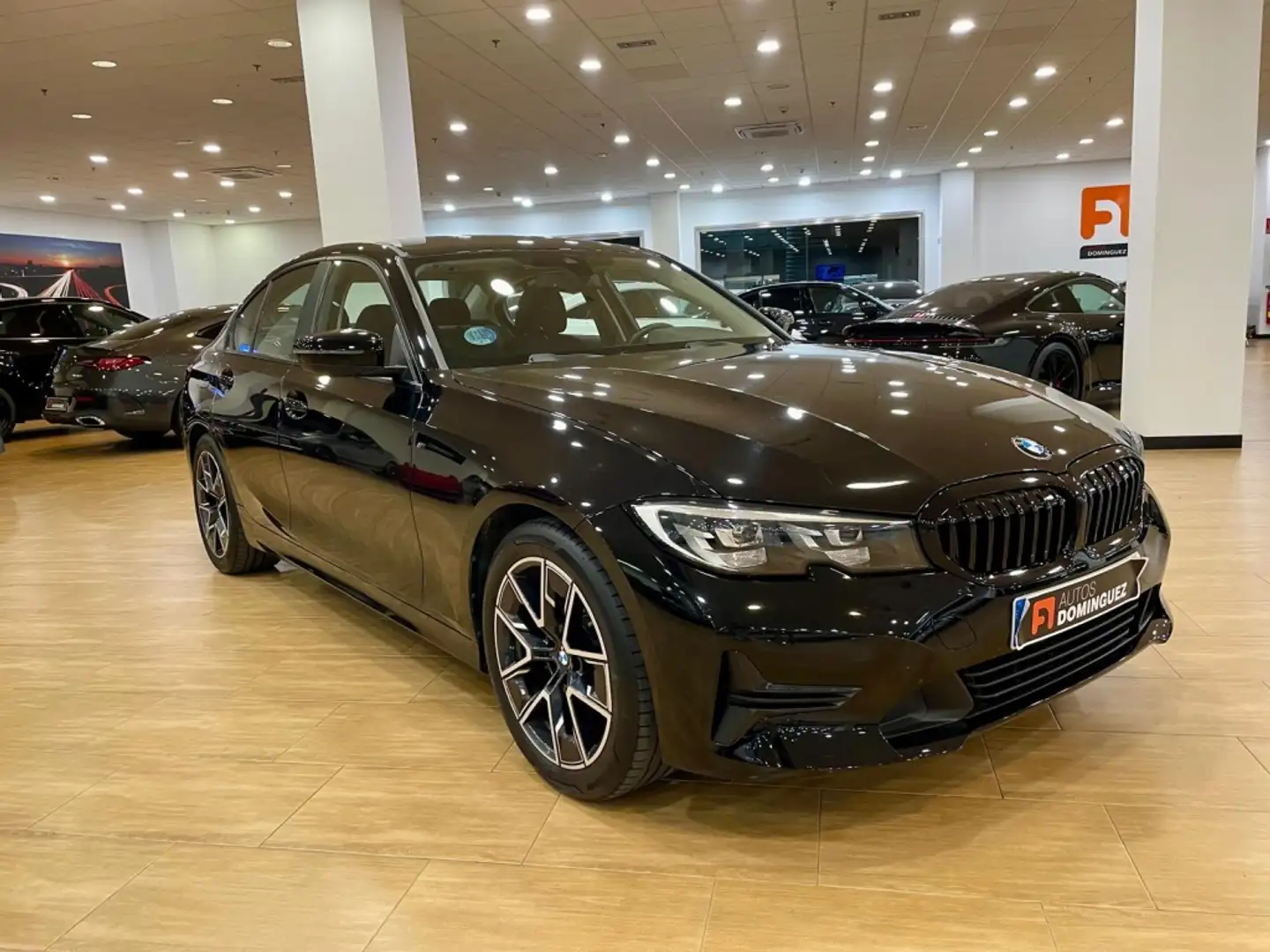 BMW 318 318dA Noir - 2