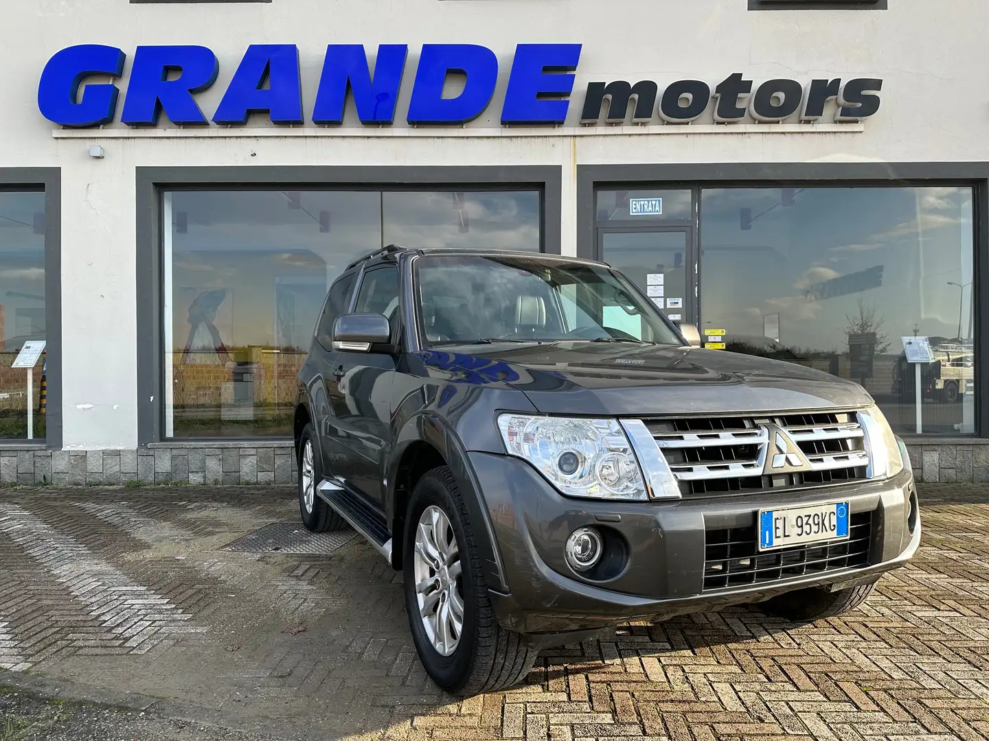 Mitsubishi Pajero Pajero IV 2007 3.2 cr Instyle 200cv 3p auto Grijs - 1