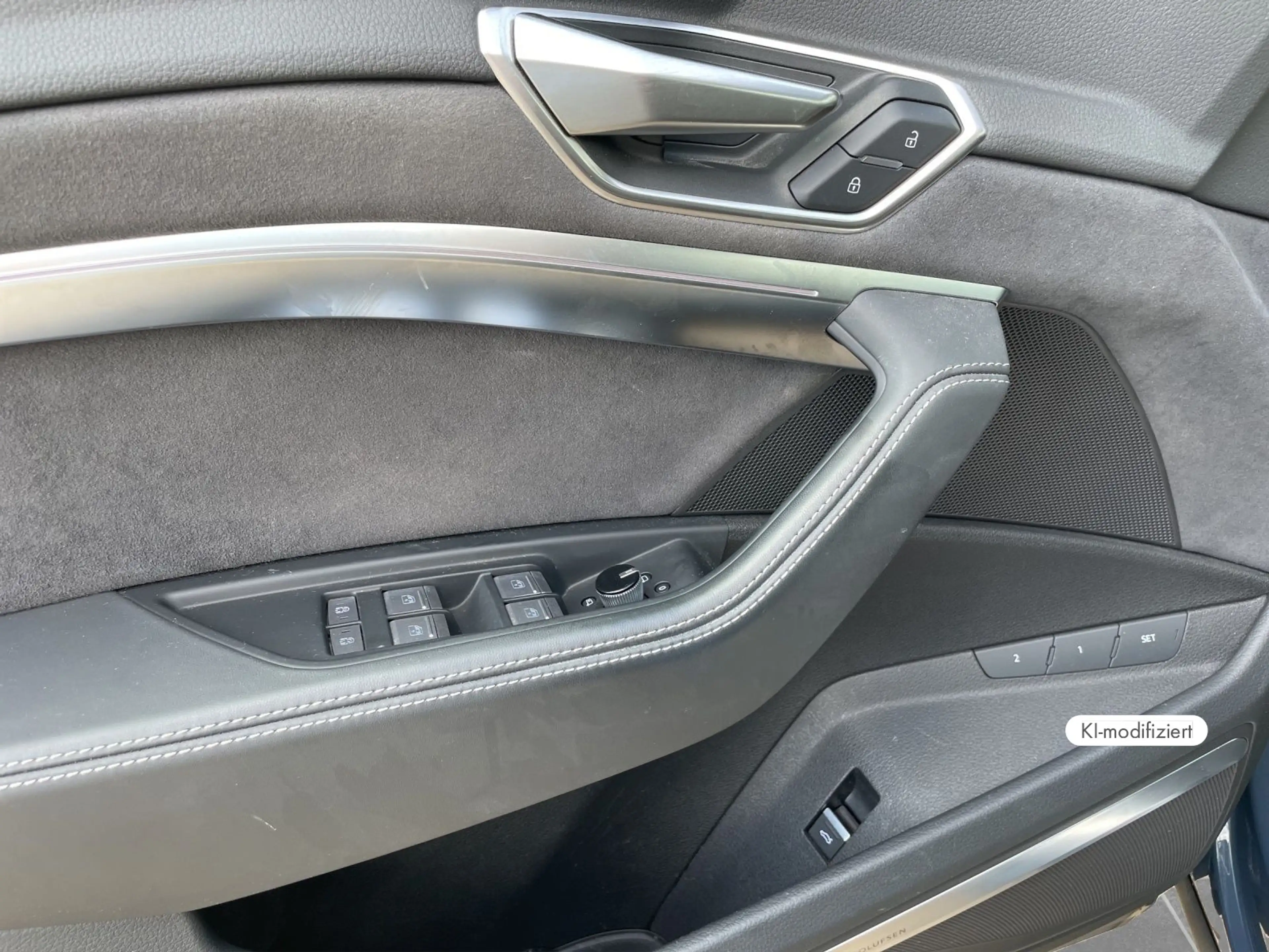 Audi Q8 e-tron S line 55 e-tron quattro B&O — photo 13