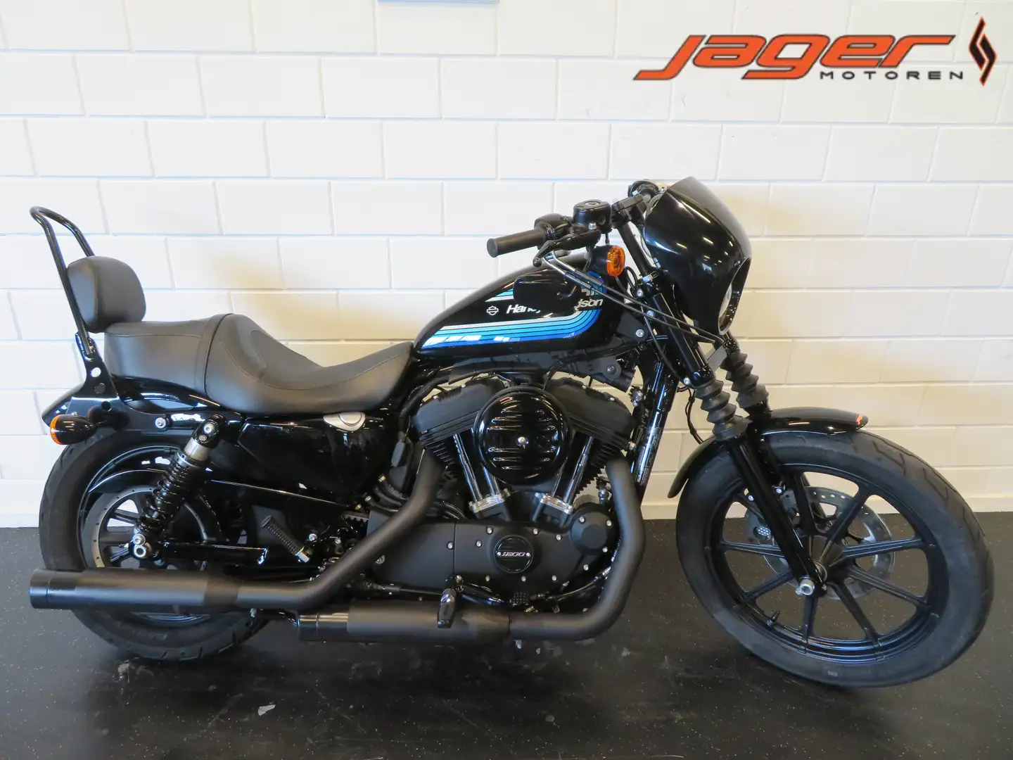 Harley-Davidson Sportster 1200 IRON 5HD HISTORIE! Modrá - 1