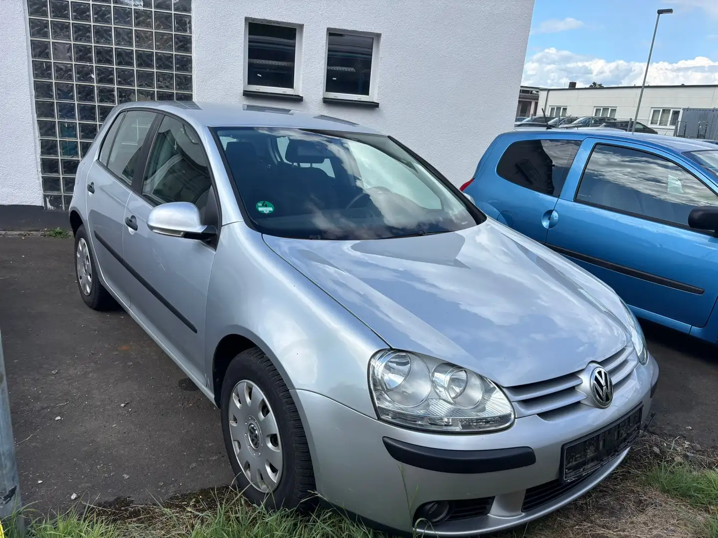 Volkswagen Golf Trendline Silber - 1