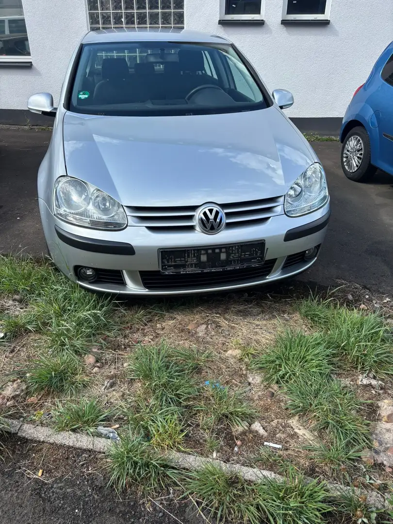 Volkswagen Golf Trendline Silber - 2