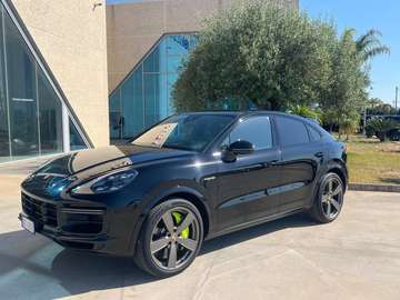 Coupè 4.0 V8 Turbo S E-Hybrid