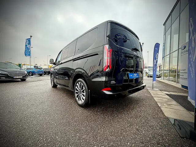 Ford Tourneo Custom Titanium X 2,5L P-HEV 340L1 233PS Aut. - LEASIN... Ansicht 5