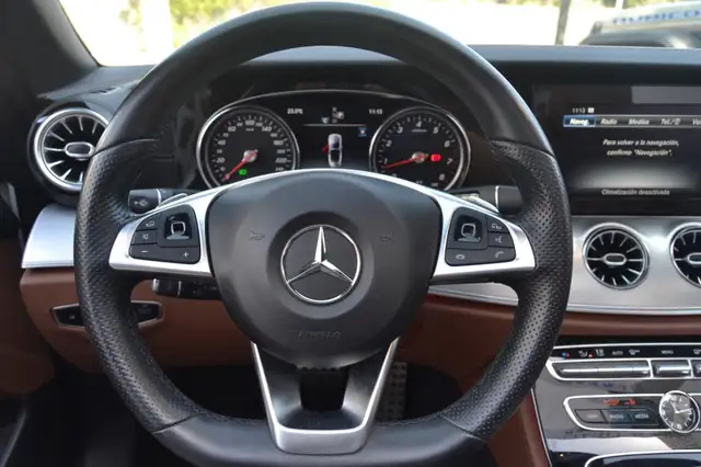 Mercedes-Benz E view 15