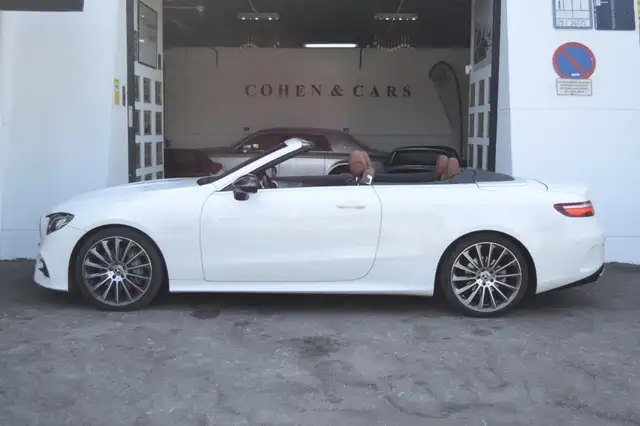 Mercedes-Benz E view 13