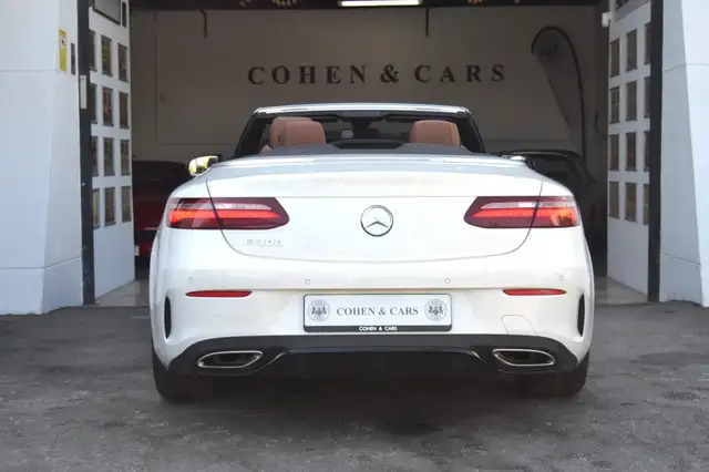 Mercedes-Benz E view 10