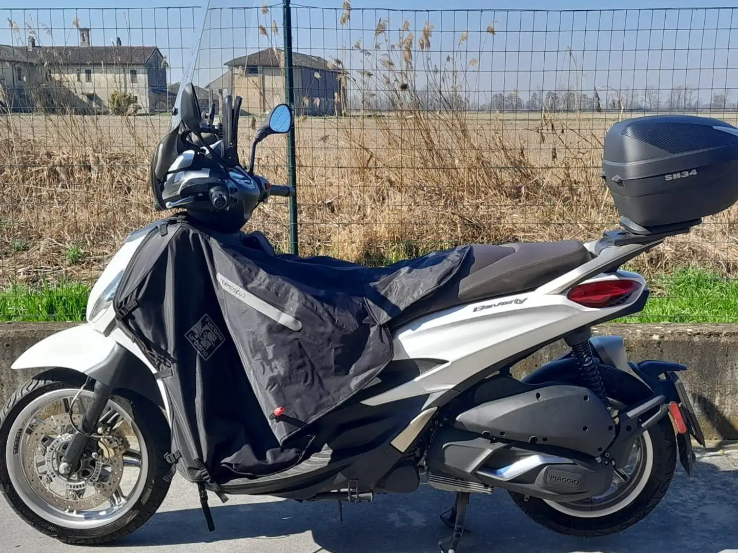 Piaggio Beverly 300 Bianco - 1