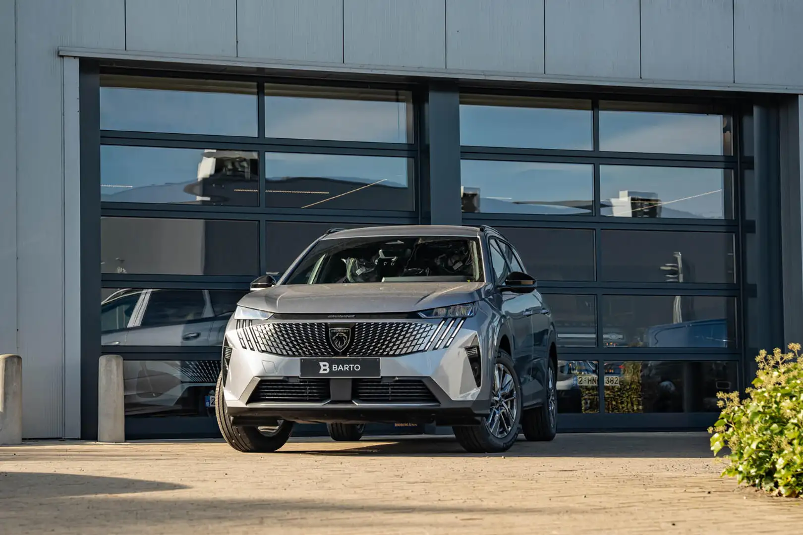 Peugeot 5008 Allure | MHEV 145 PK | AT | 7-zit | Grote Navi ... Szürke - 1