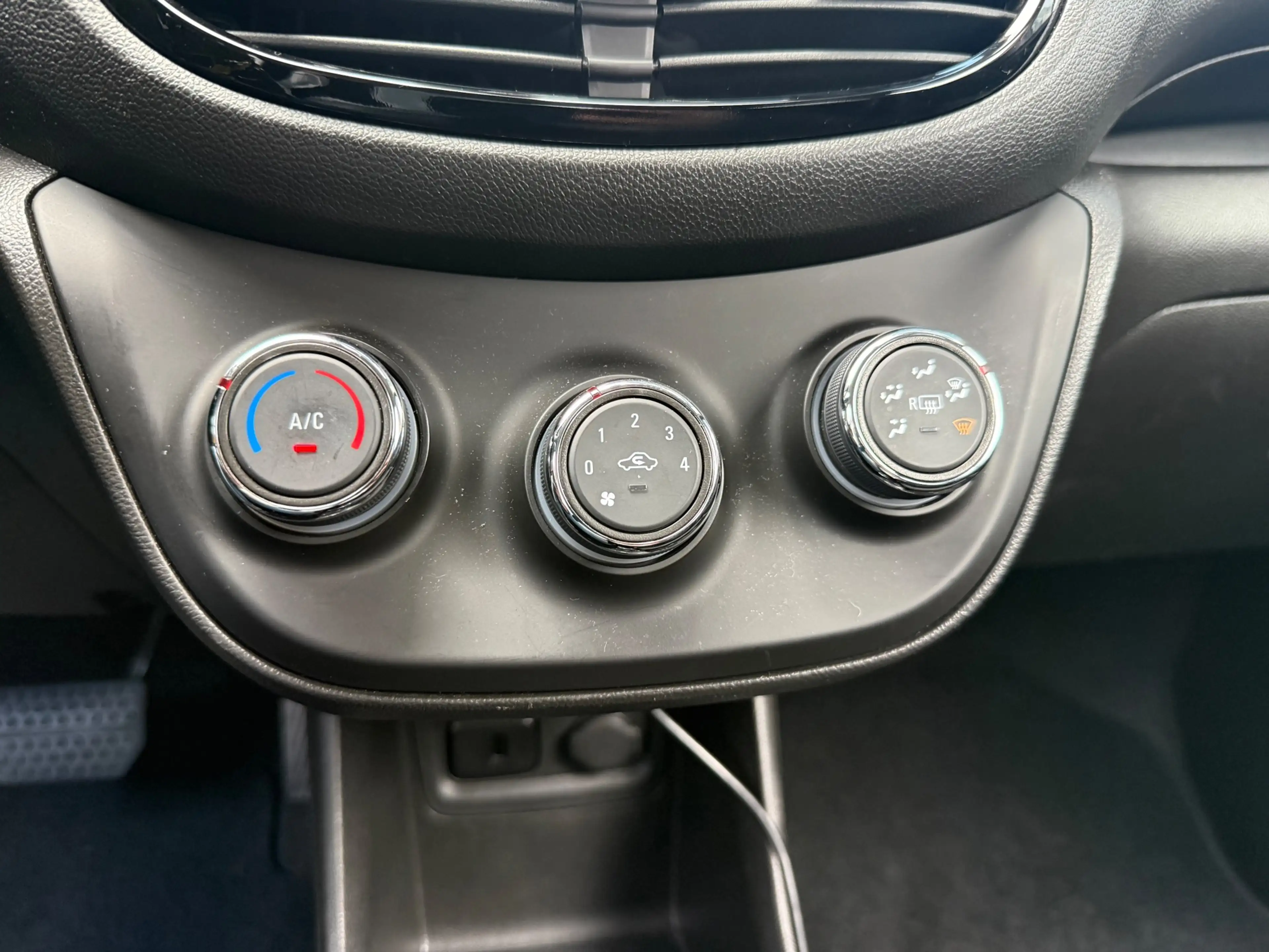 Opel Karl 1.0 ecoFLEX Edition - Automaat - Media - Airco - O — photo 14