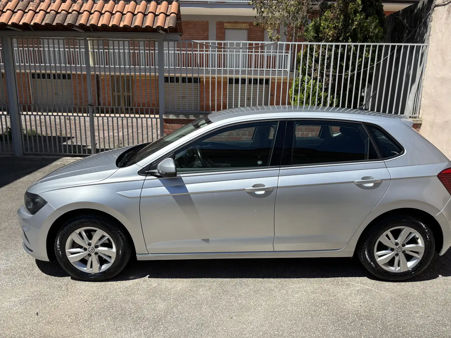 Volkswagen Polo 5p 1.6 tdi Comfortline 80cv - 2