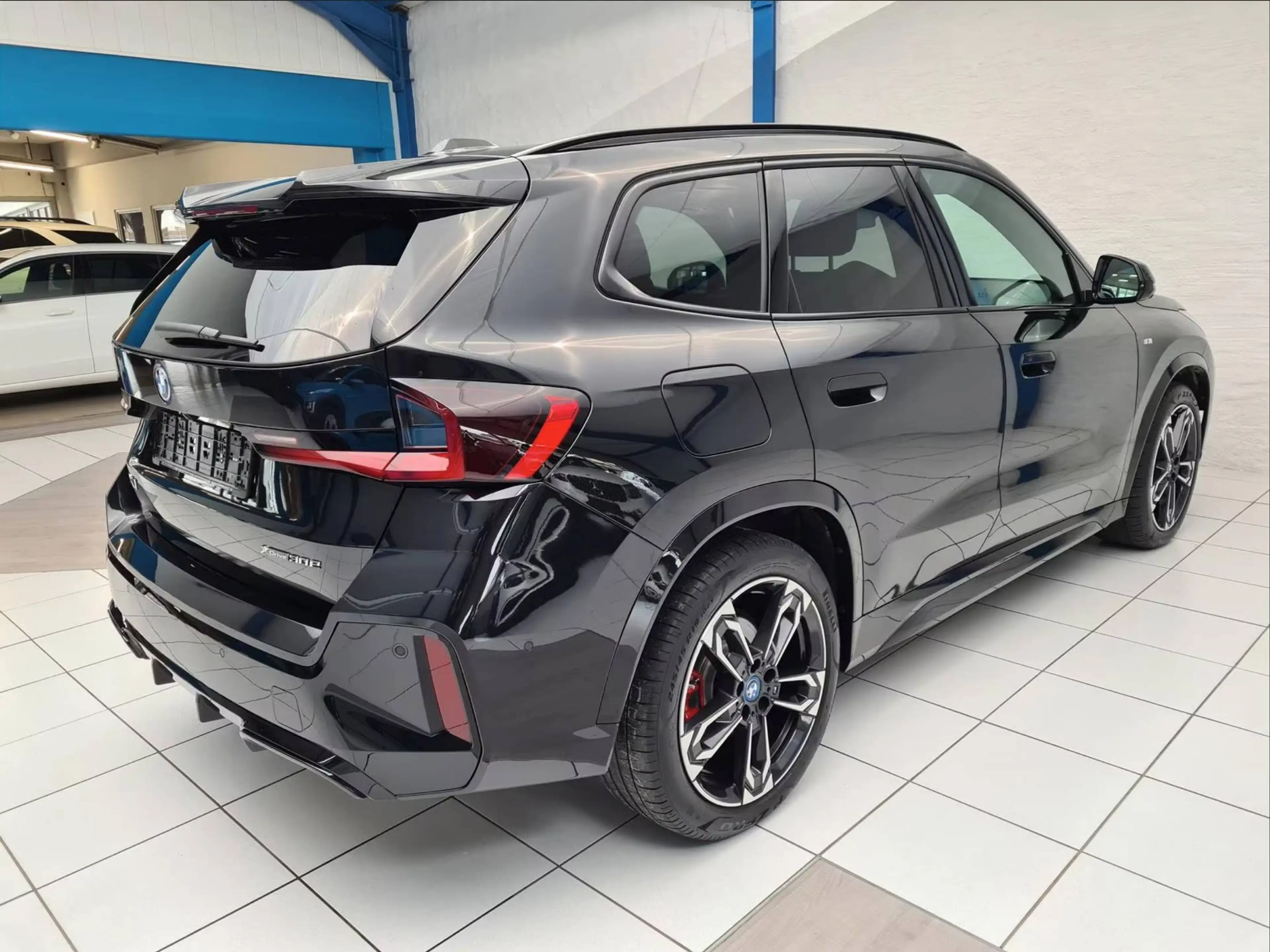 BMW X1 xDrive 30 e M Sport — photo 7