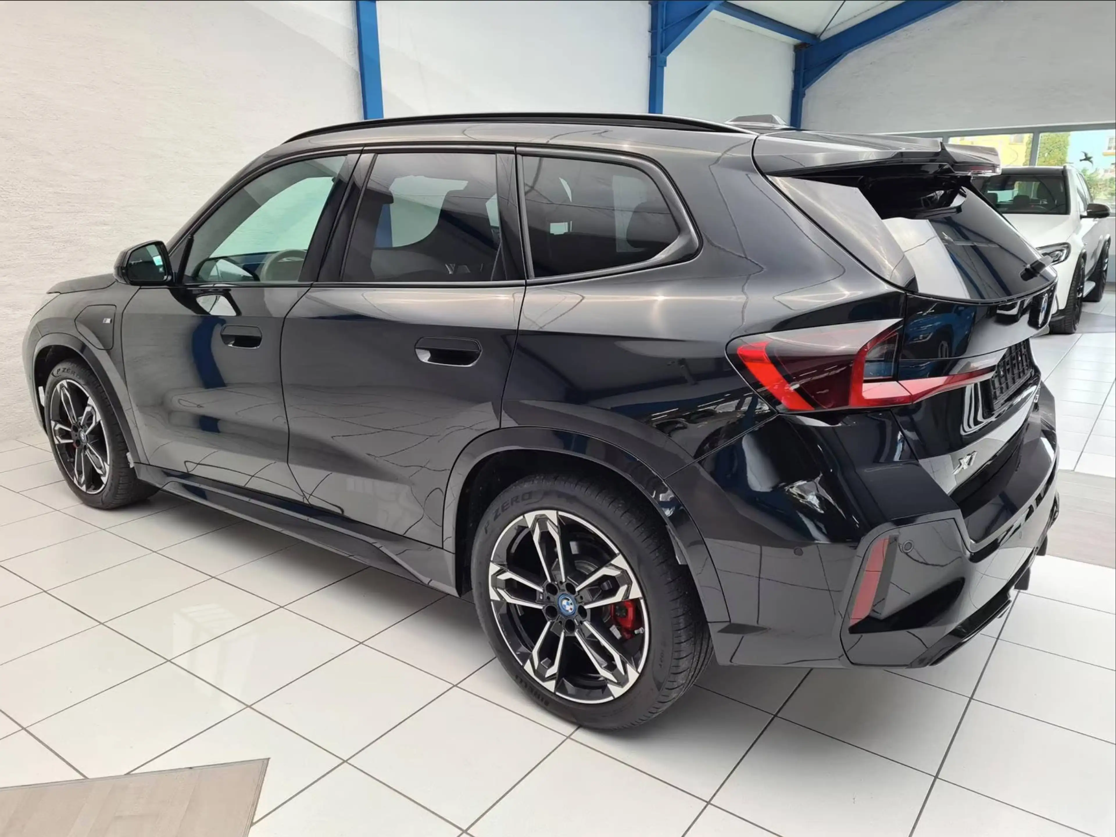 BMW X1 xDrive 30 e M Sport — photo 5