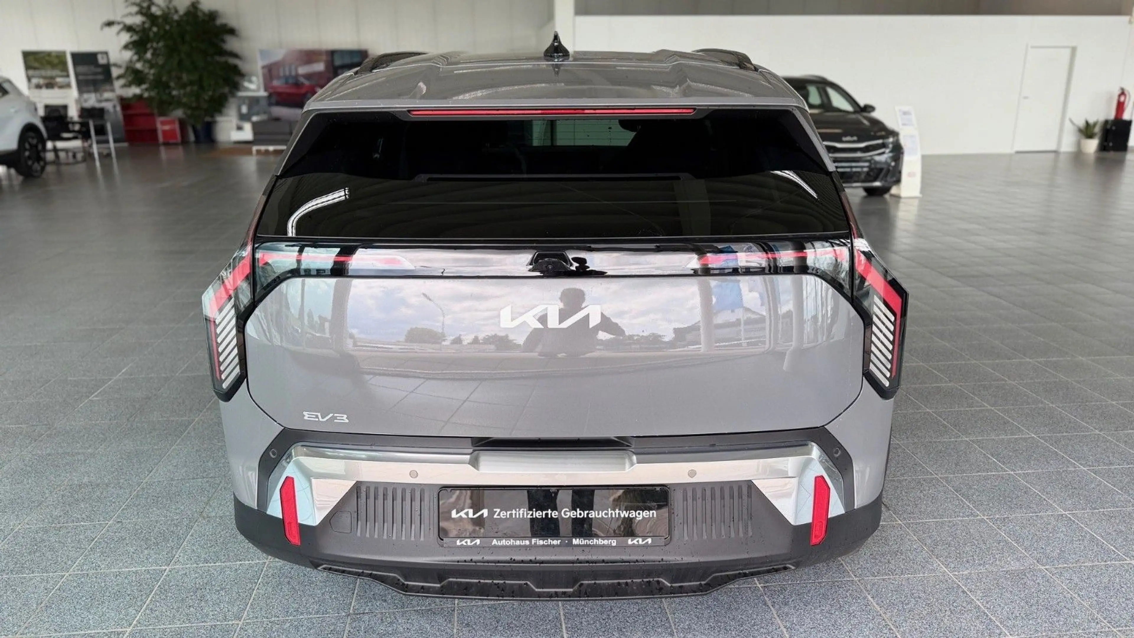 Kia EV3 58,3 kWh 150 kW Earth Frontantrieb — photo 3