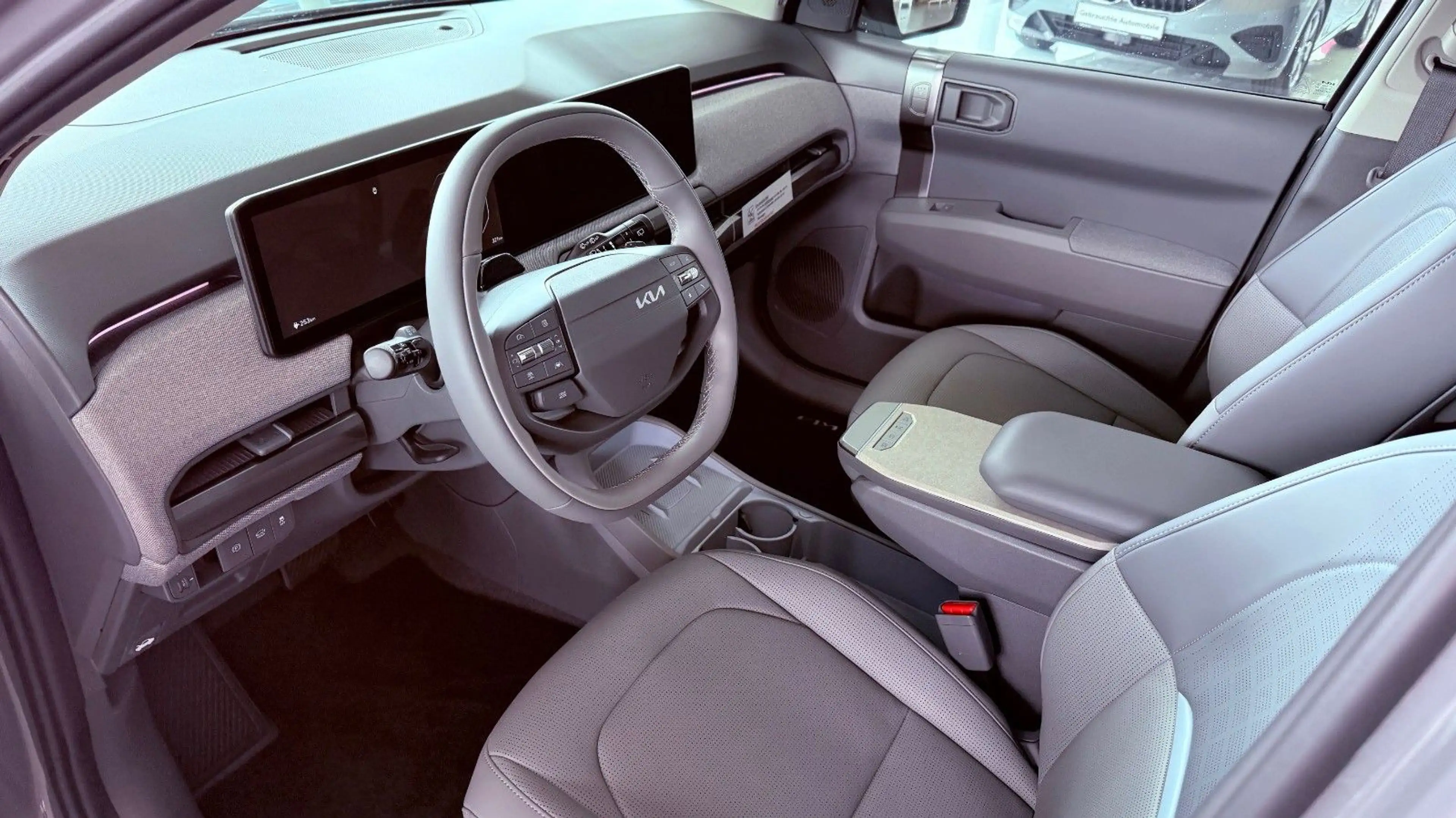 Kia EV3 58,3 kWh 150 kW Earth Frontantrieb — photo 7