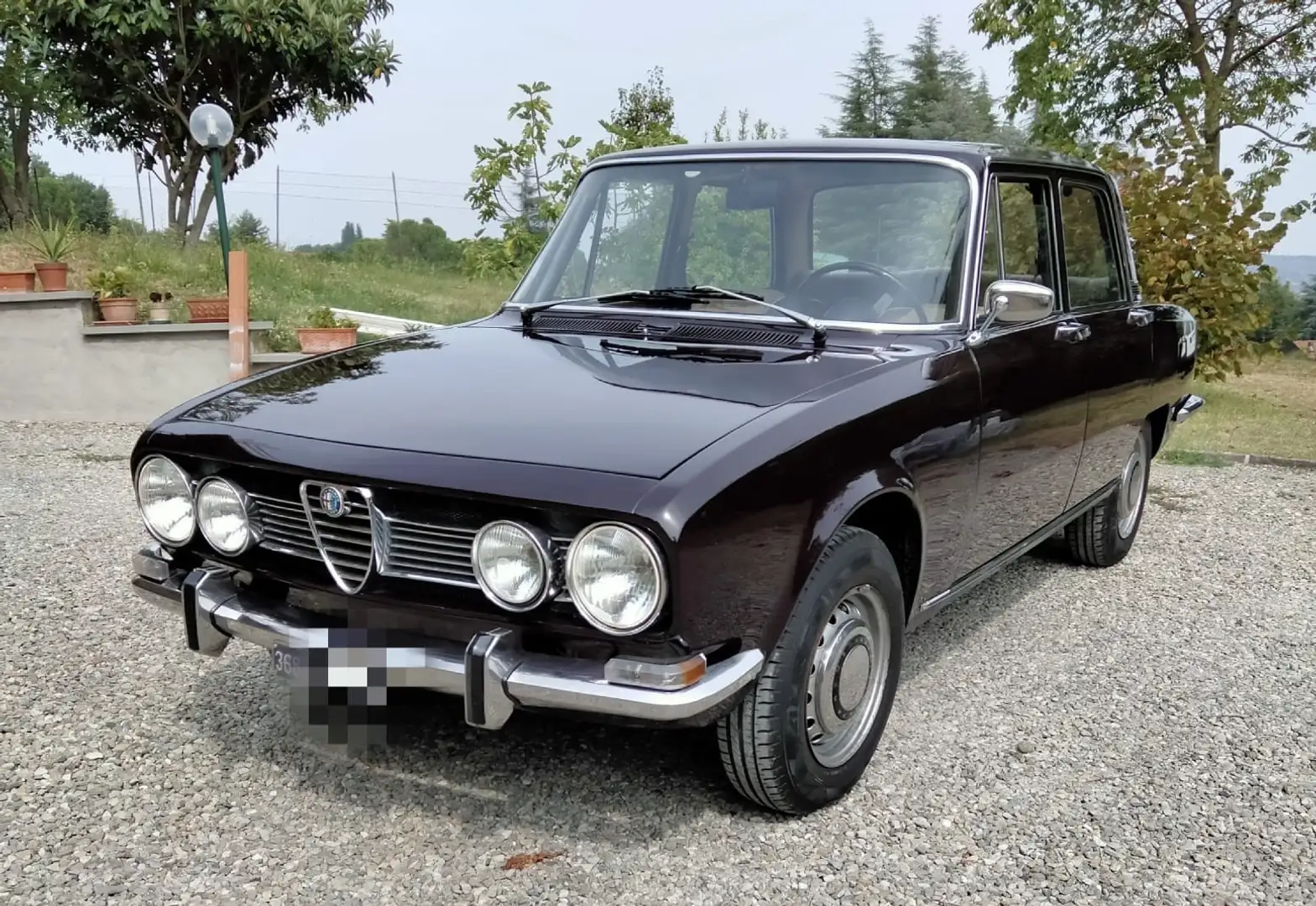 Alfa Romeo 2000 1750 berlina - 1