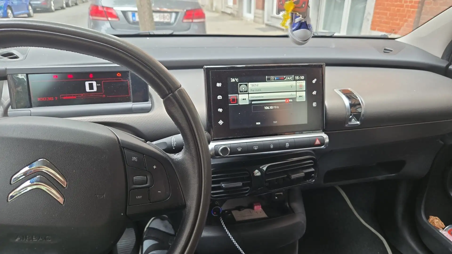 Citroen C4 Cactus Pure Tech 110 Stop&Start Rip Curl - 1