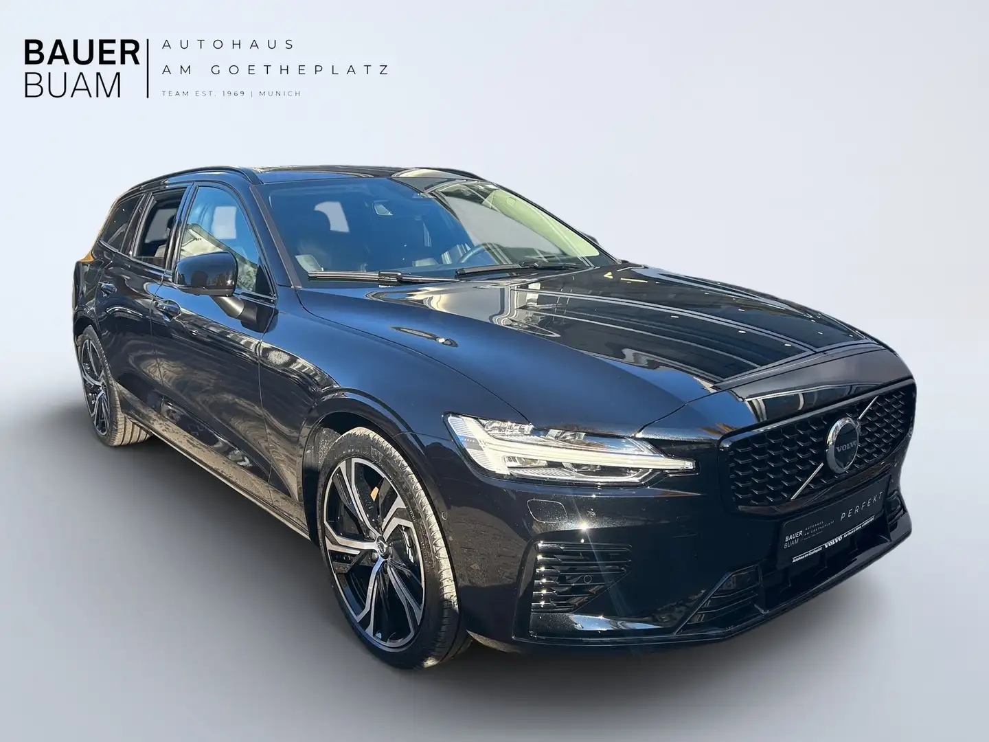 Volvo V60 Ultra Dark Recharge Plug-In Hybrid AWD Schwarz - 2