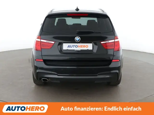 BMW X3 view 5