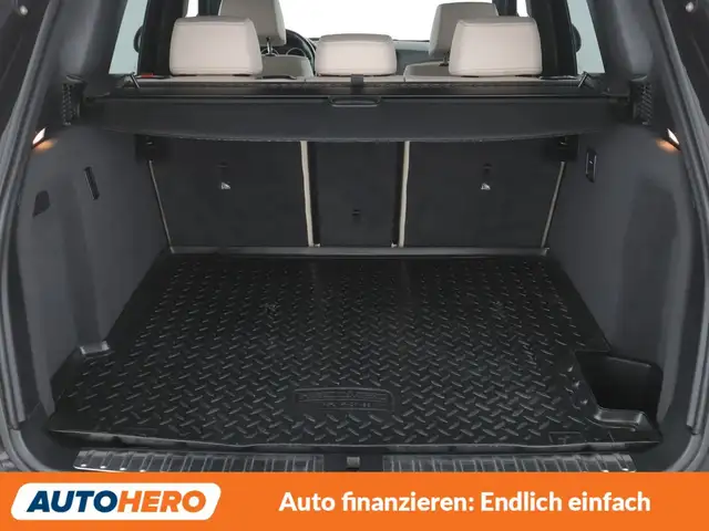 BMW X3 view 18