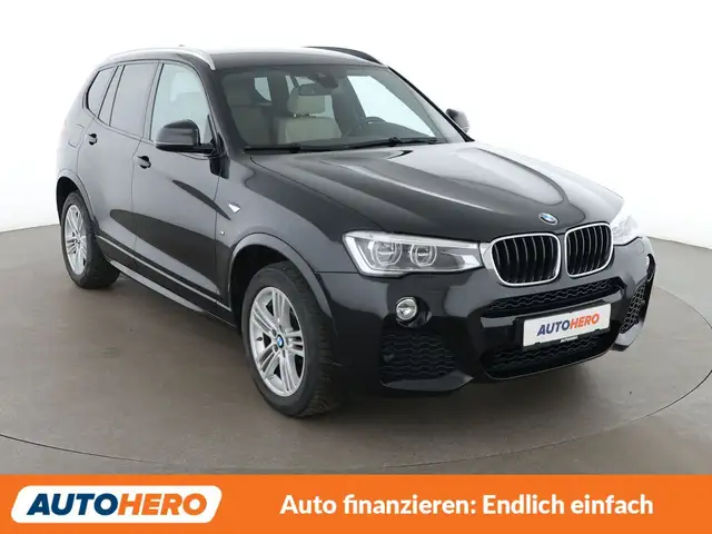 BMW X3 view 8