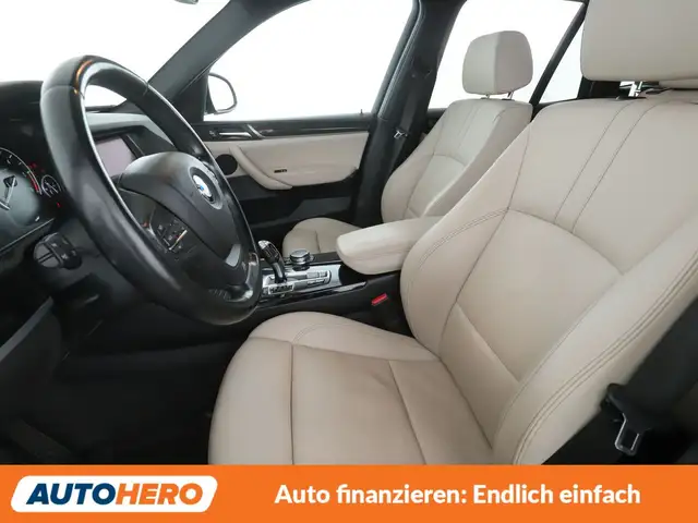 BMW X3 view 10