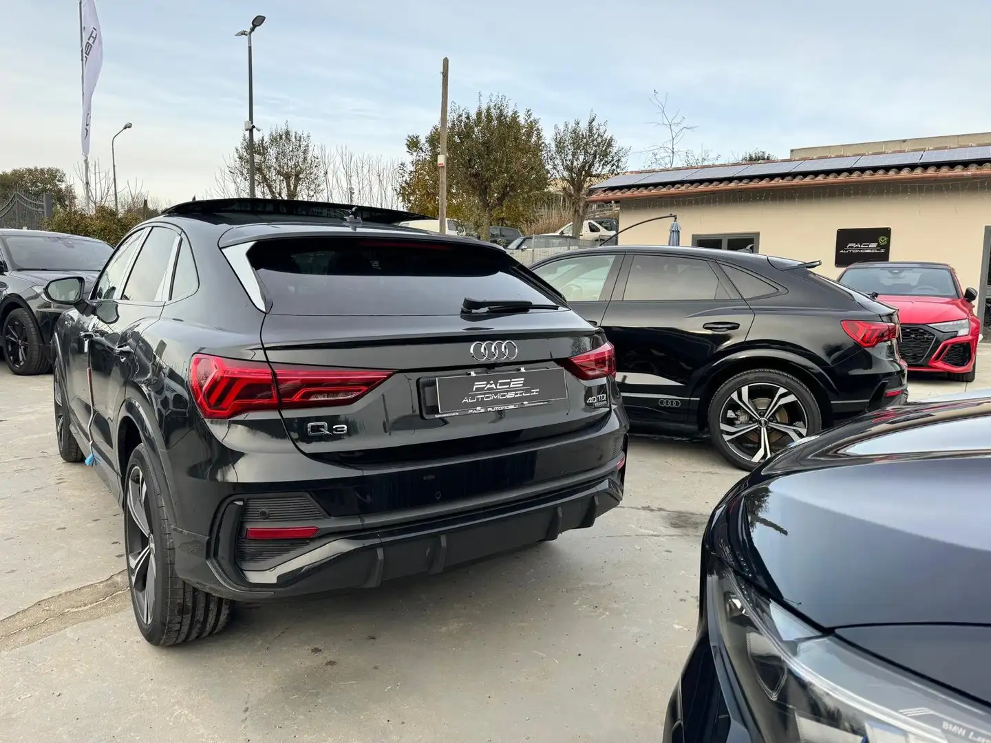Audi Q3 45 BLACK SLINE S-LINE SPB SPORTBACK EDITION TETTO Nero - 2