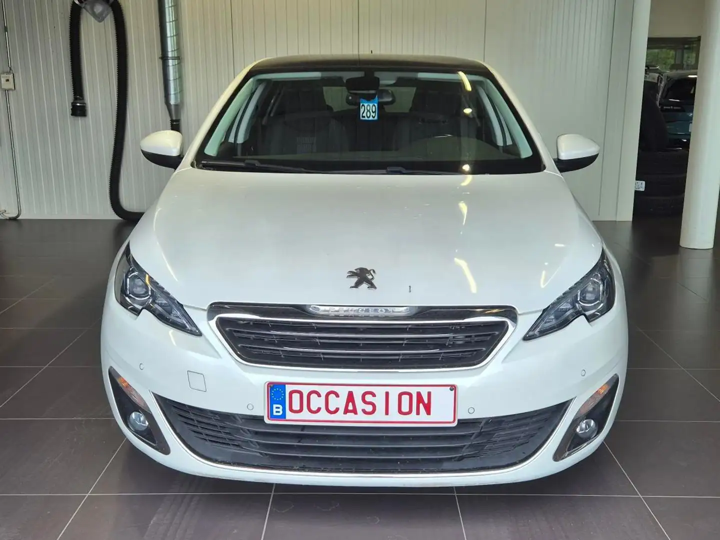 Peugeot 308 1.2 PureTech Allure STT Wit - 2