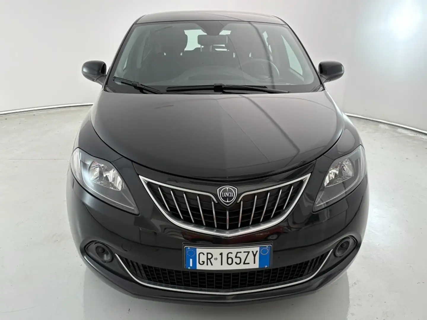 Lancia Ypsilon 1.0 FireFly Hybrid Platino Noir - 2