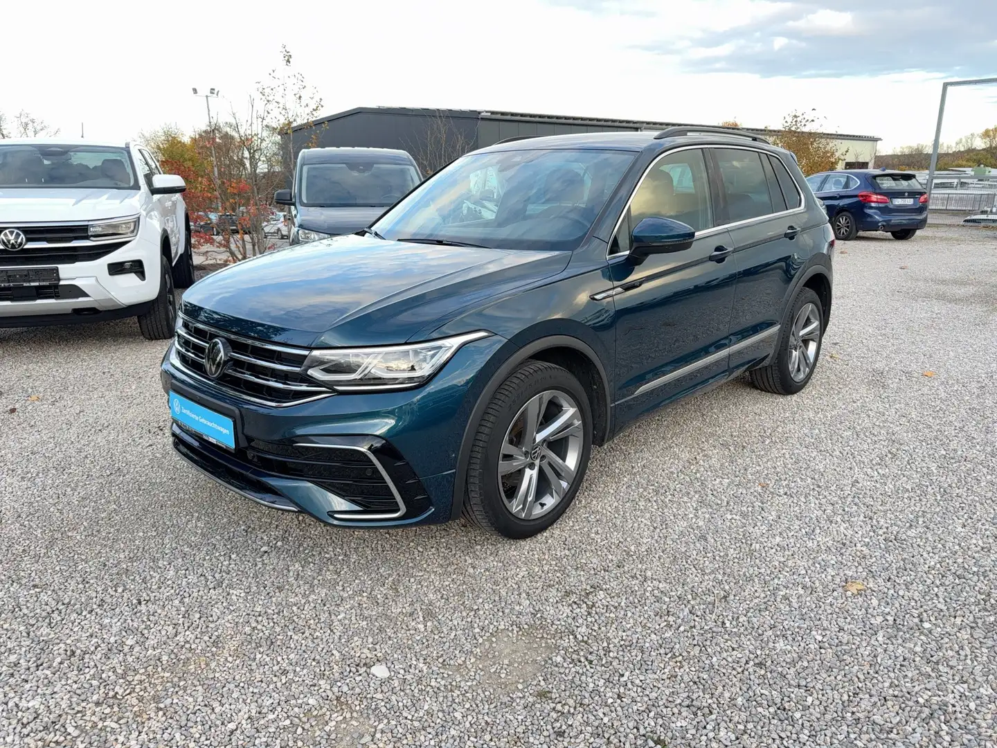 Volkswagen Tiguan R-Line TDi DSG 4M Black+CarPlay+Matrix Blau - 2