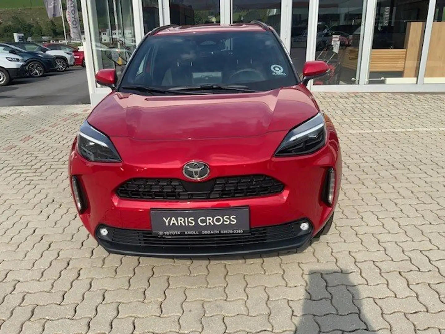 Toyota Yaris Cross 1,5 Hybrid FWD Active Drive Safety Paket kostenlos Rot - 2