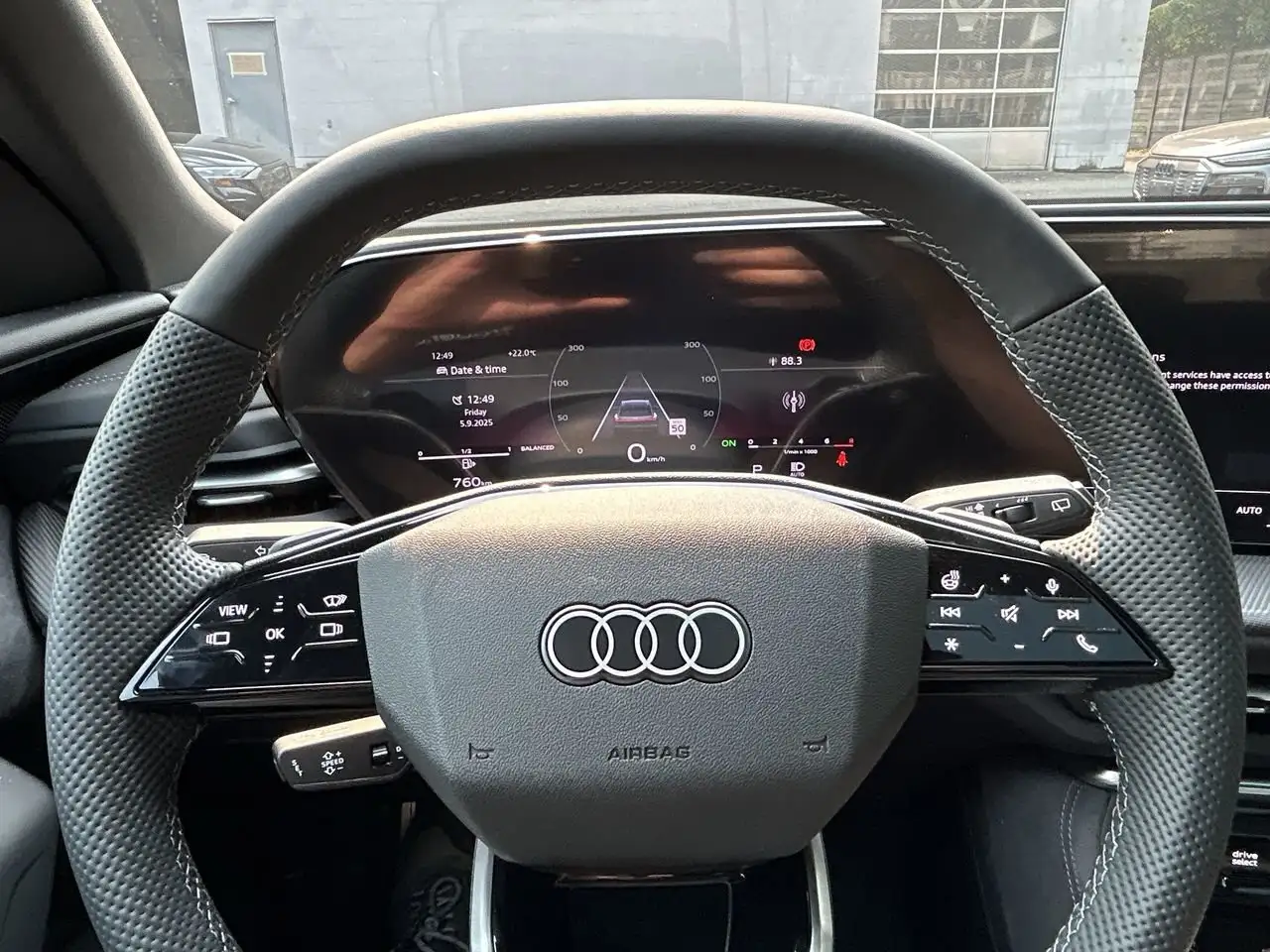 Audi SQ5 снимка Audi SQ5