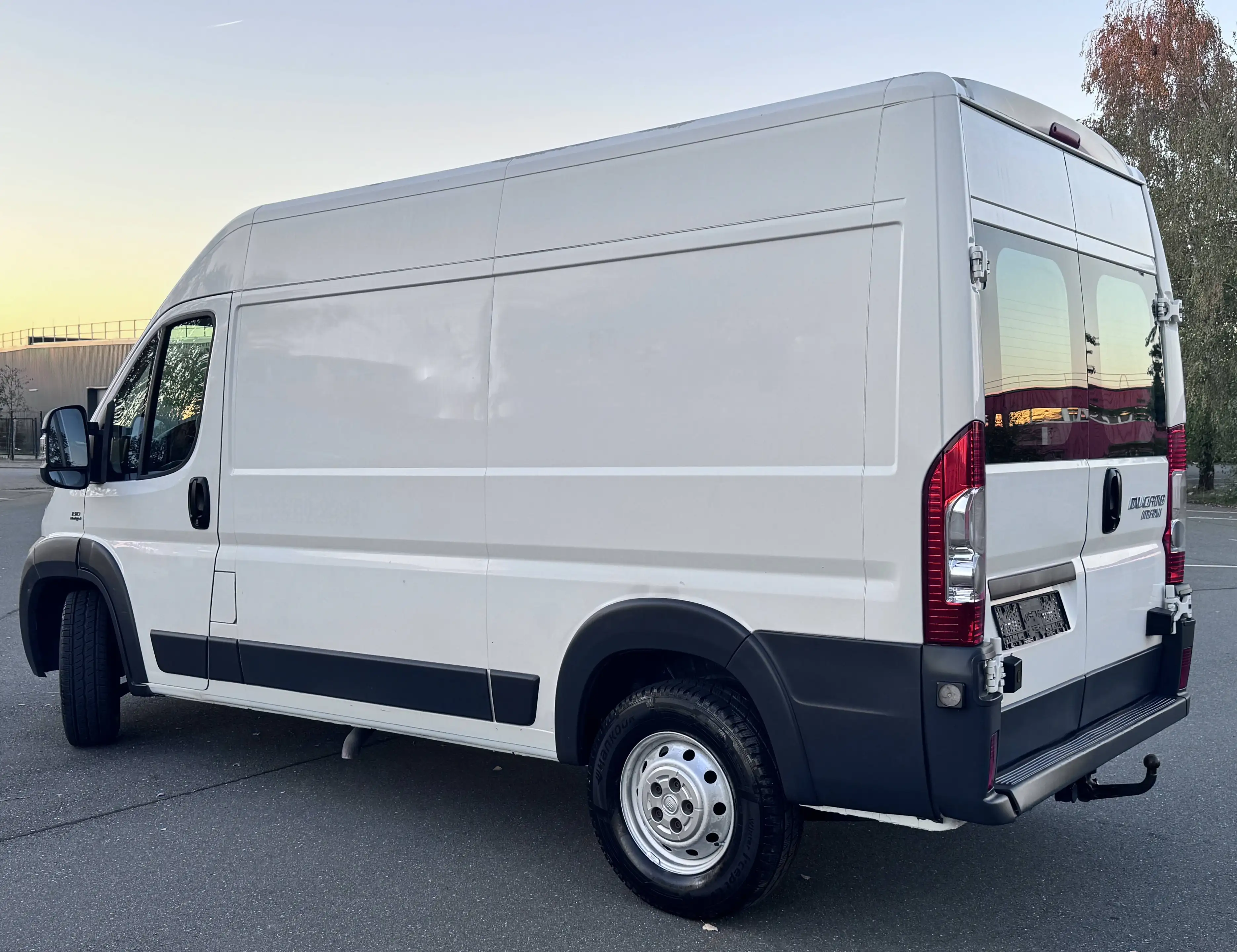 Fiat Ducato 2,3 Maxi Hochr.-Kasten 35 130*KLIMA*AHK* — photo 3