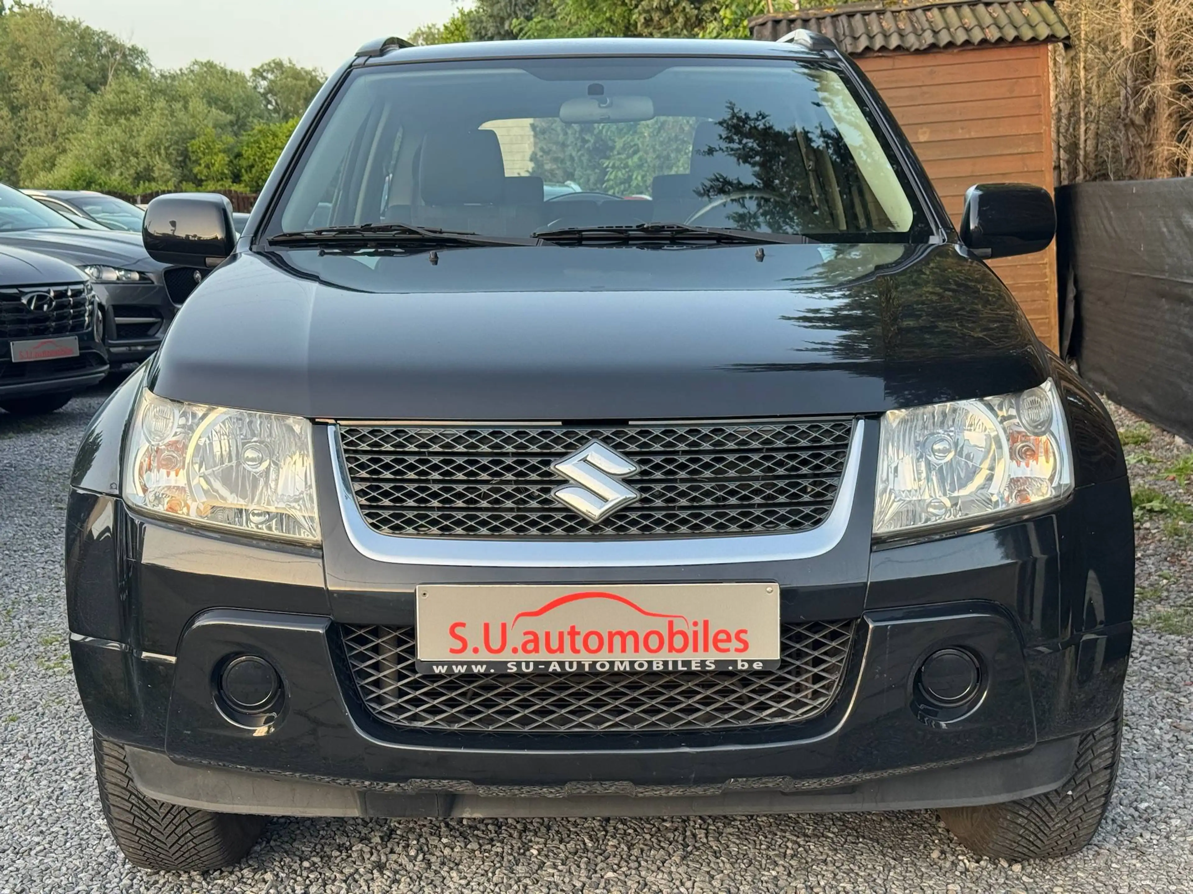 Suzuki Grand Vitara 1.6i 4WD Etat neuf/Clim/Jantes/Gar 12 Mois — photo 2