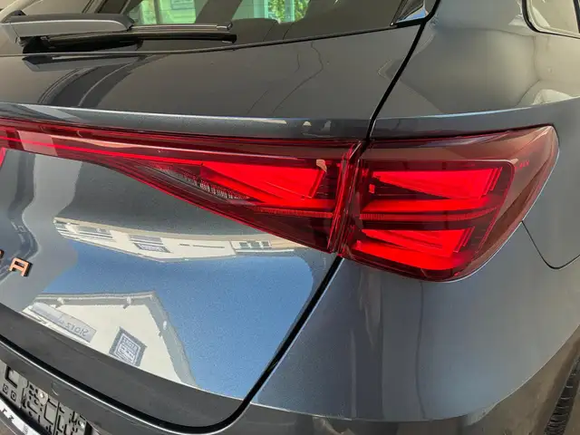 Cupra Leon view 7