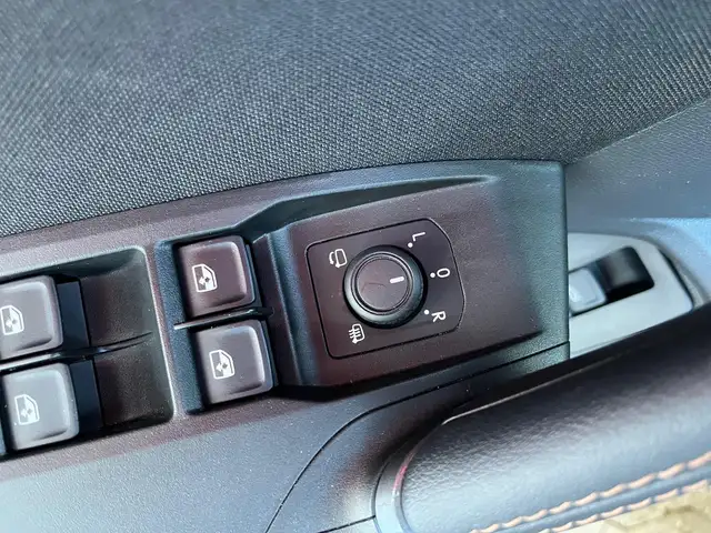 Cupra Leon view 9