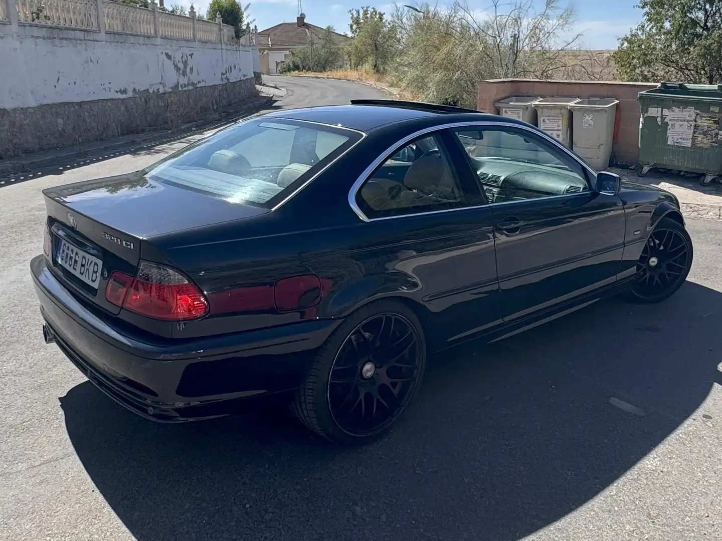 BMW 328 328i Coupé Aut. Negro - 2