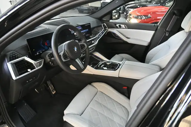 BMW X6 view 14