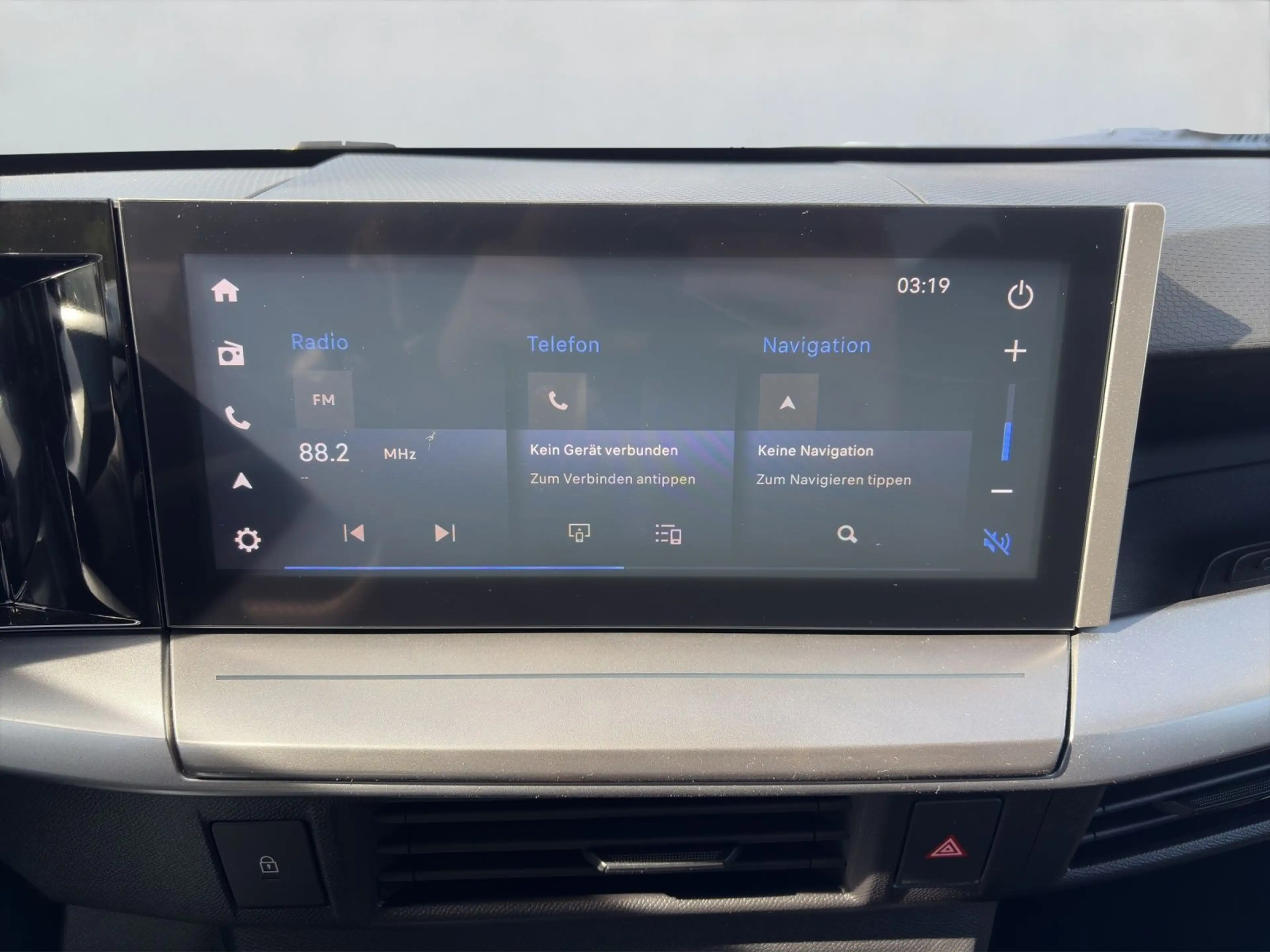 Opel Frontera 1.2 Mild-Hybrid Ultimate — photo 12