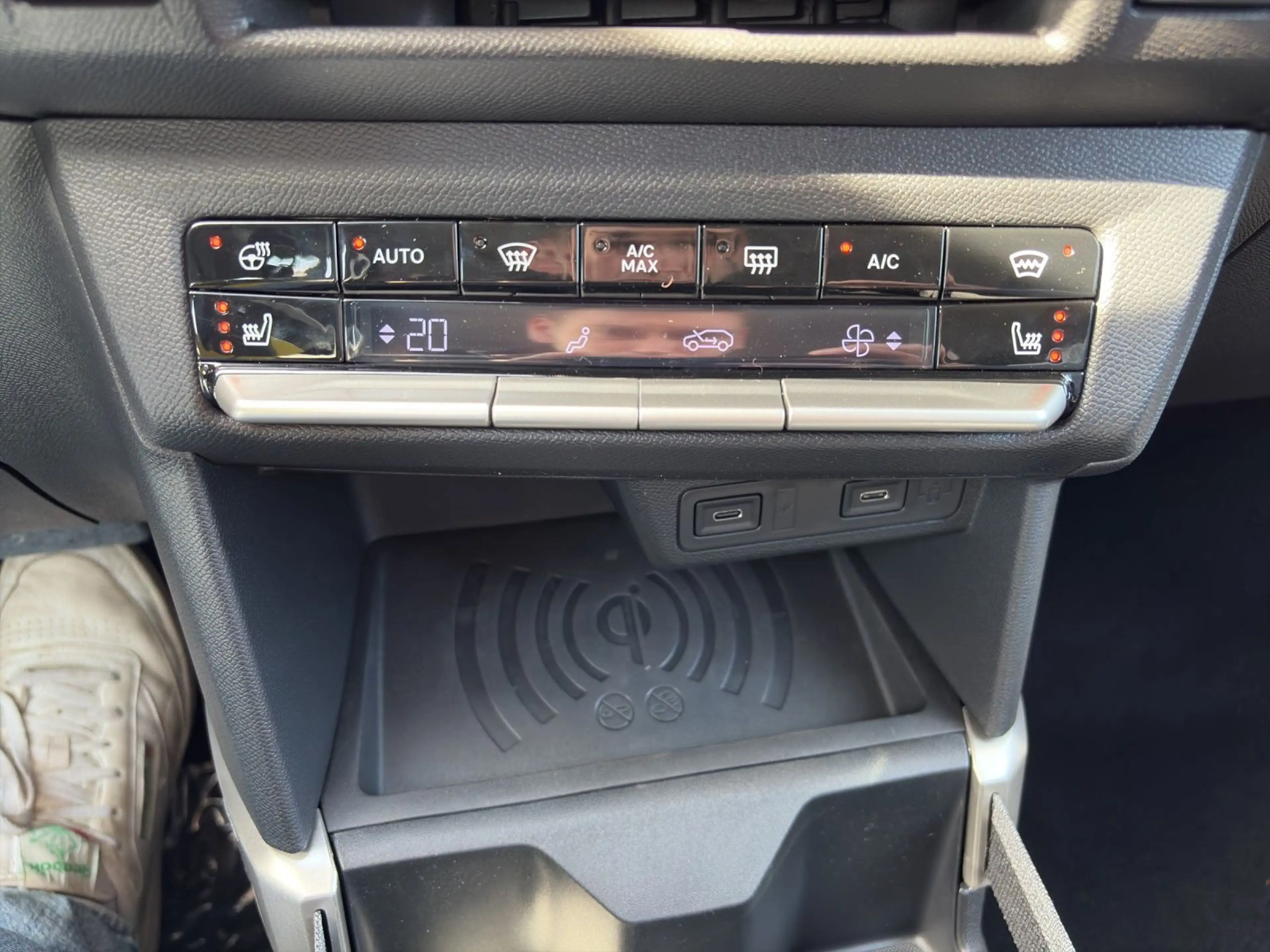 Opel Frontera 1.2 Mild-Hybrid Ultimate — photo 13
