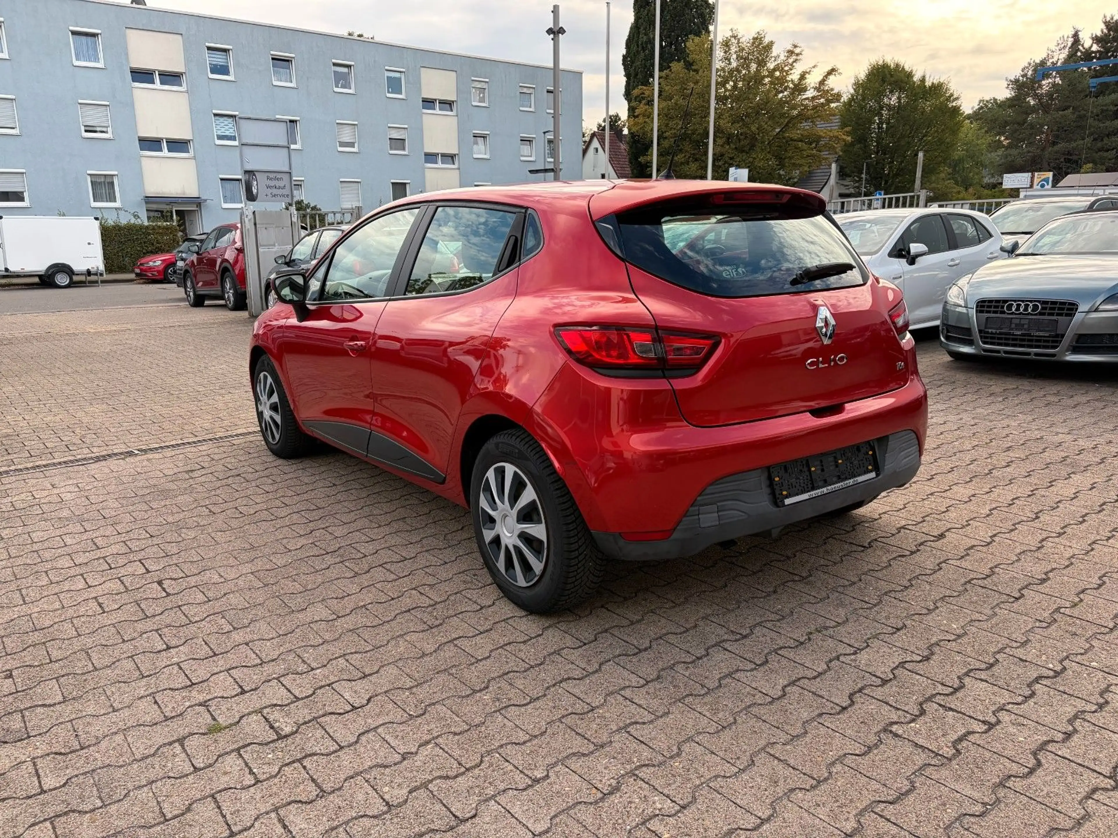 Renault Clio IV Eco-Drive*ERSTE HAND*BT*NAVI*NEBEL* — photo 7