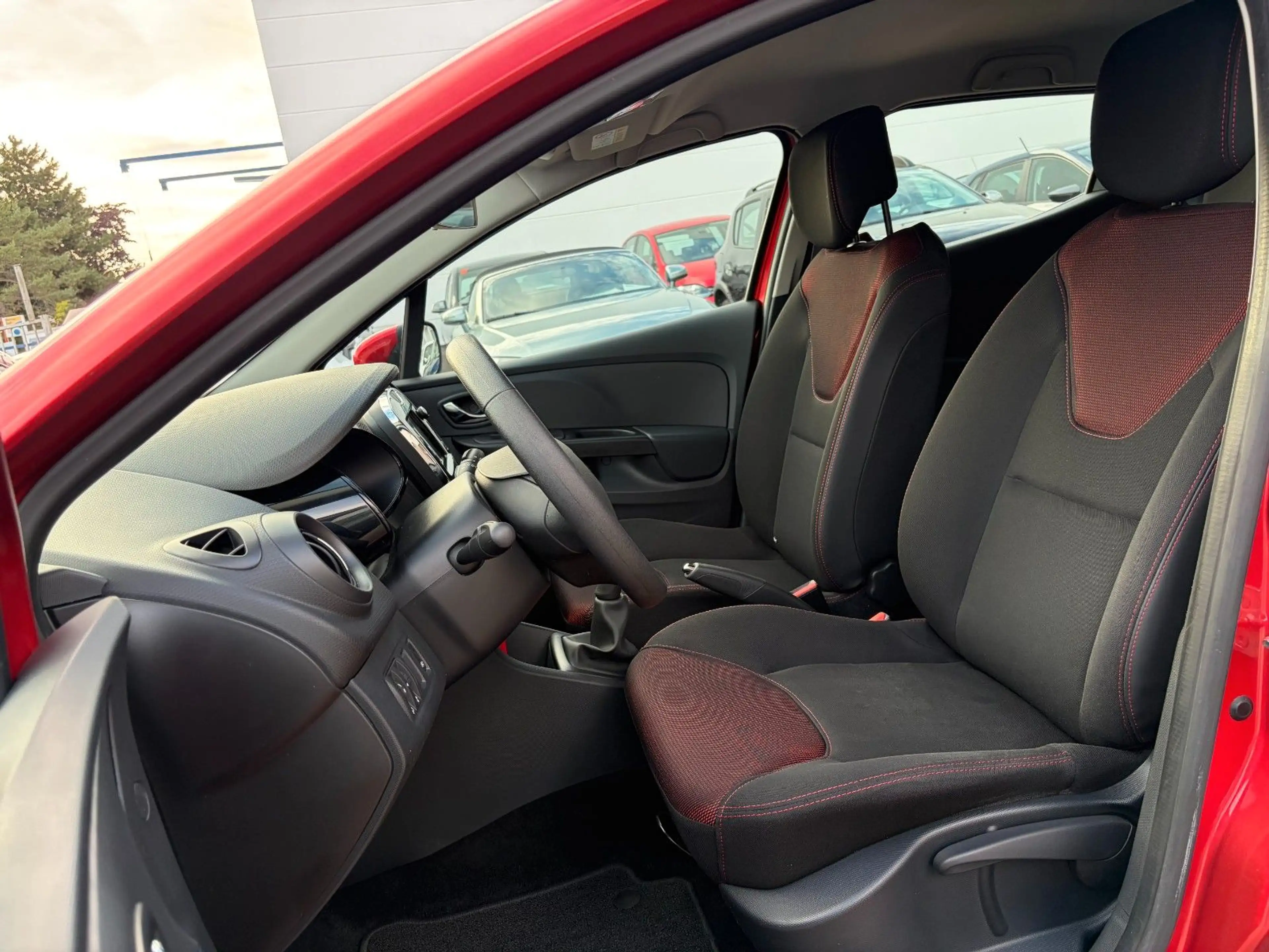 Renault Clio IV Eco-Drive*ERSTE HAND*BT*NAVI*NEBEL* — photo 11
