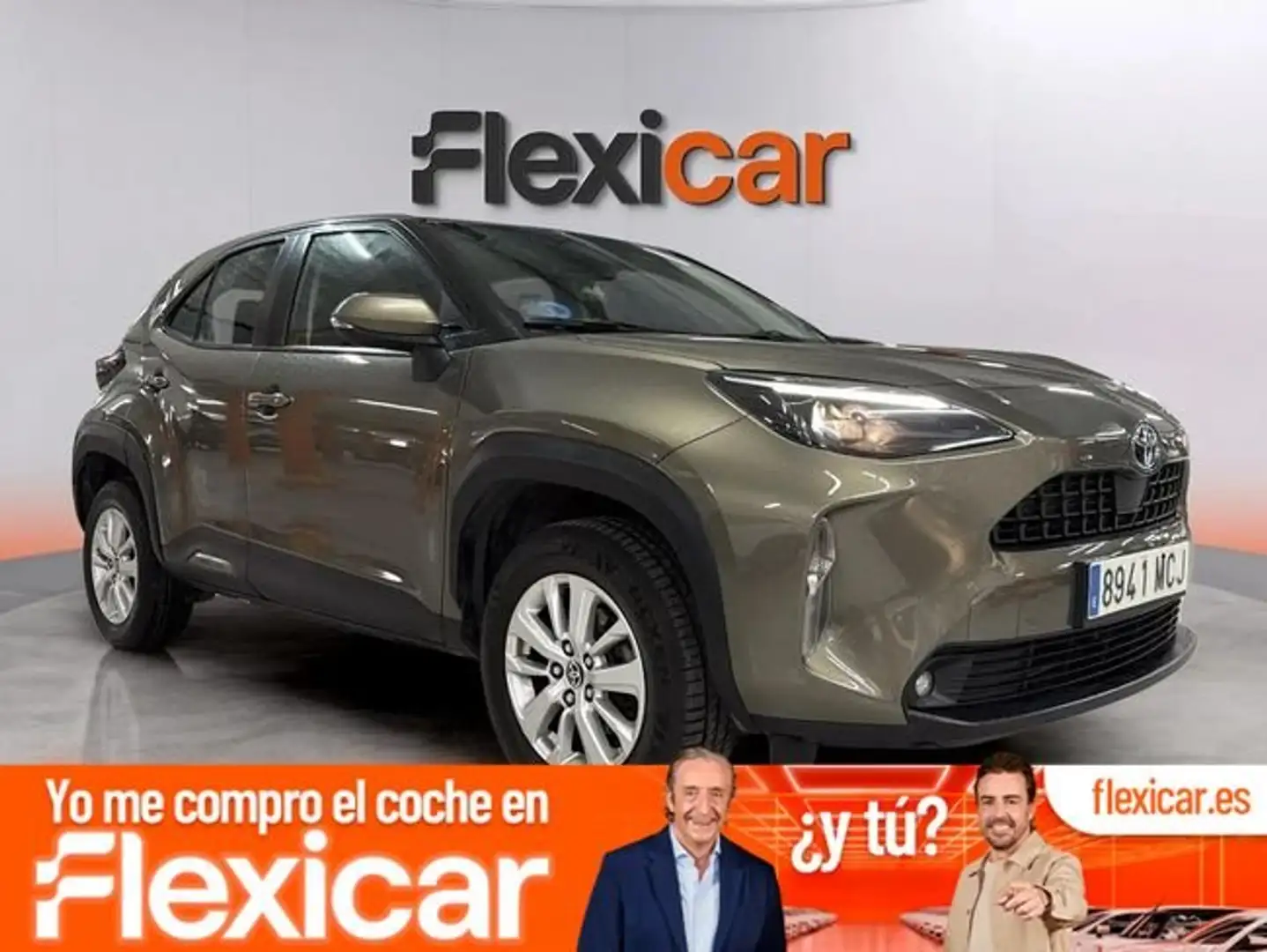 Toyota Yaris Cross 120H Business Plus Verde - 1