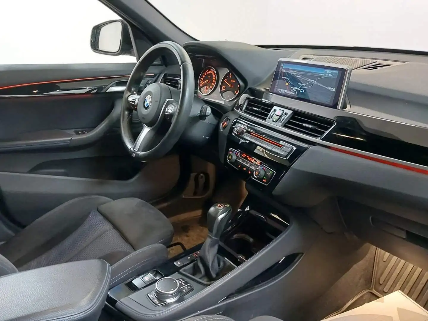 BMW X1 xDrive 20 d M Sport *LED*HK*Kamera*Shdw.Line Grau - 2