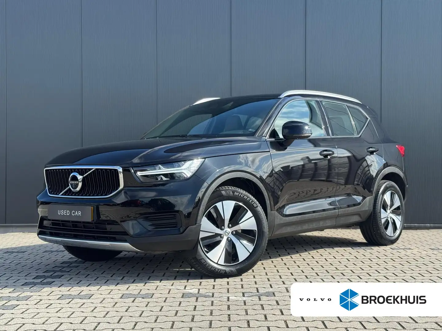 Volvo XC40 T3 | 360 Camera | Trekhaak | Stoelverwarming | Ele Zwart - 1